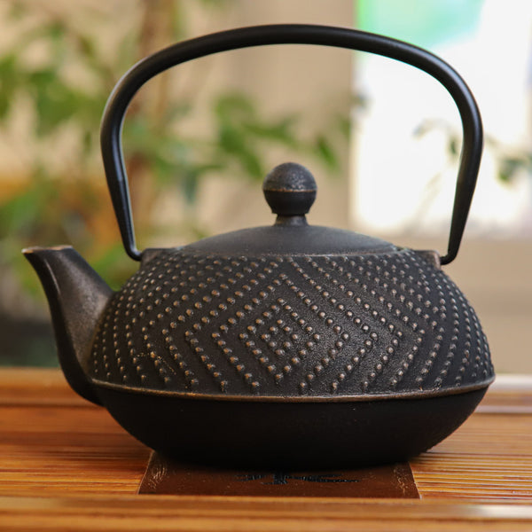 Chinese iron jug (650 ml)