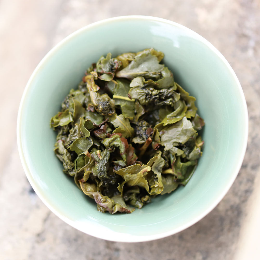 Tanbei Tie Guan Yin Oolong - Leicht geröstet mit Holzkohle